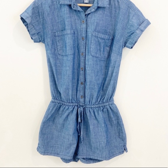 Old Navy Pants - Old Navy Chambray Romper 💙